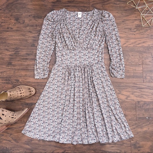 SOLD Peruvian Connection • Lana dress surplice ruched leaf print retro jersey - Picture 2 of 11